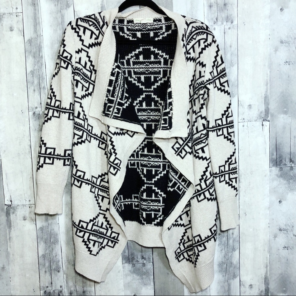 Anthro staring at stars | large | Aztec sweater - Picture 2 of 6
